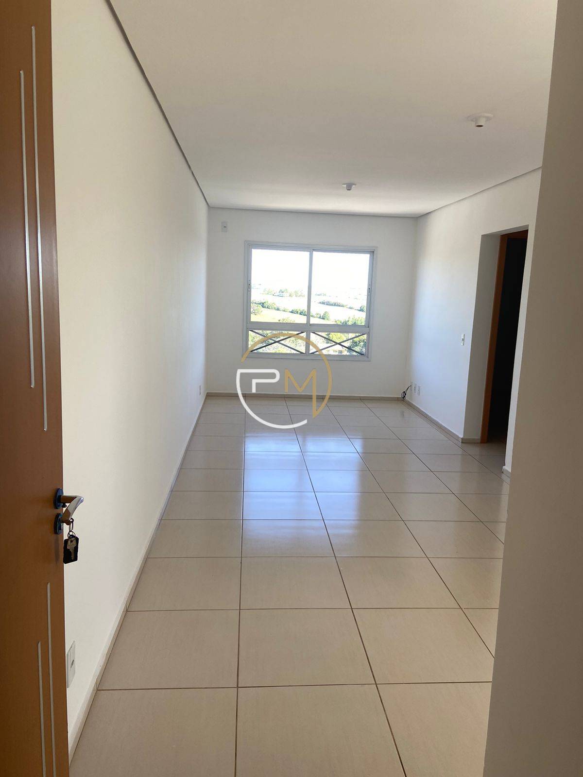 Apartamento para alugar em Cruz Alta, com 2 quartos
