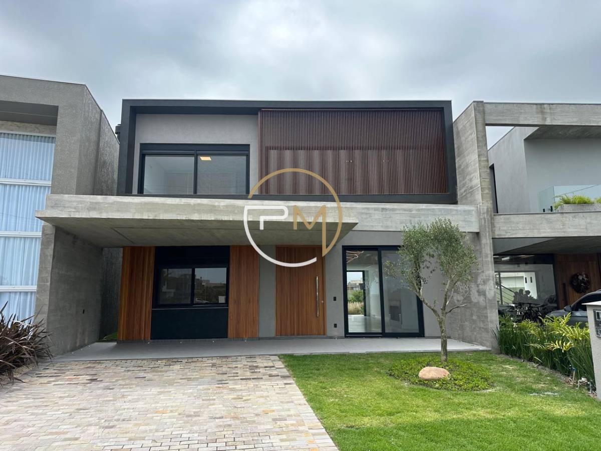 Casa de condomínio, 263,87m², à venda em Xangri-Lá