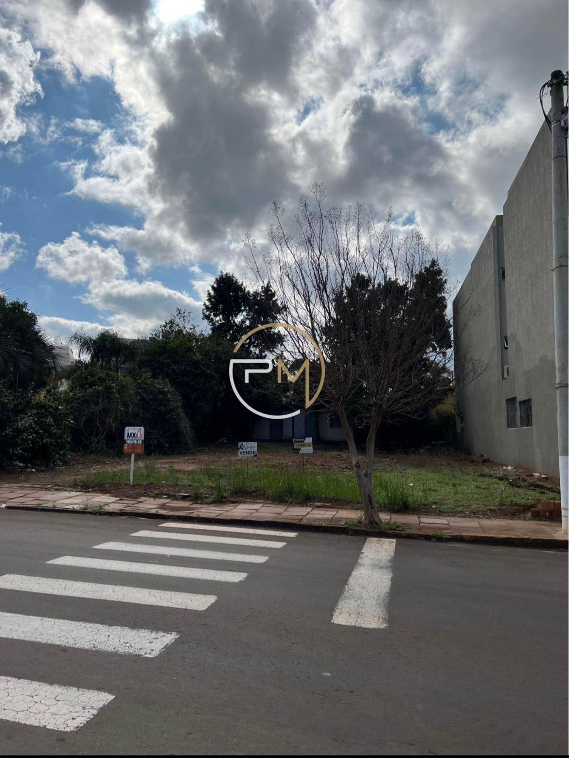 Terreno à venda em Não-Me-Toque, 528m2m²